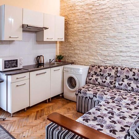 2 Rooms Central Anna Apartment Lviv Exterior foto